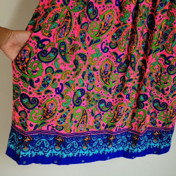 Vintage Neon Paisley House Dress - Picture 7 of 8